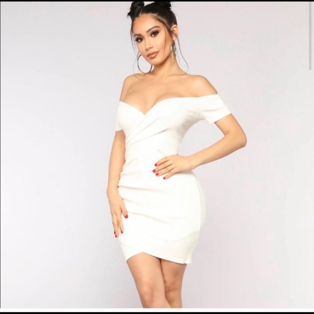 White drop sleeve dress- Fashion Nova